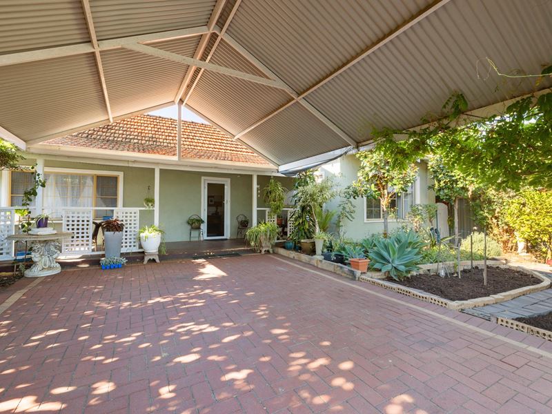 28 Renou Street, Queens Park