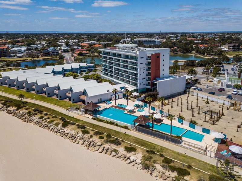 60/16 Dolphin Drive, Mandurah