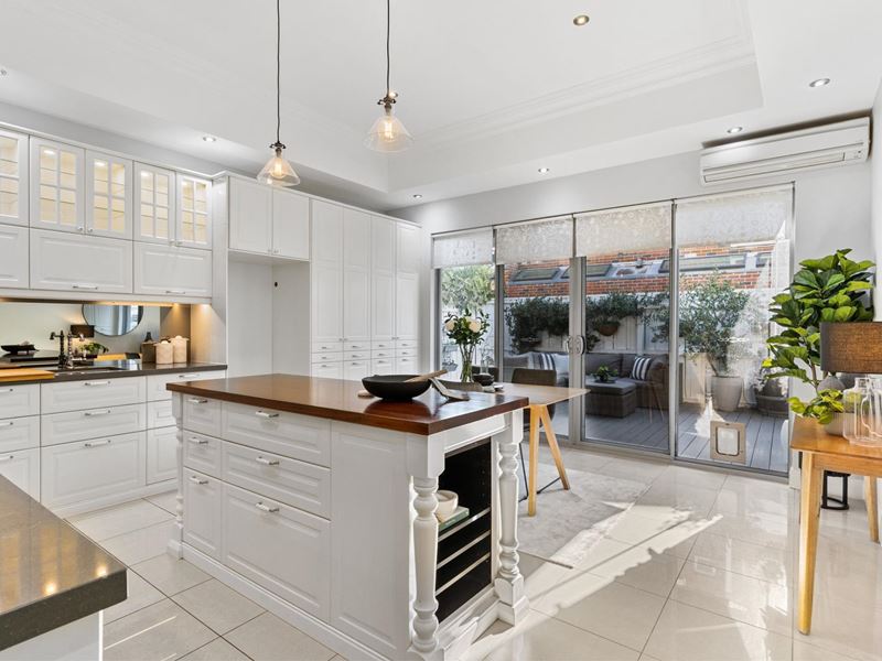 53 West Parade, Perth