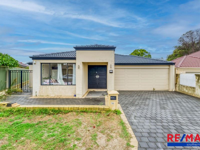 1A Ball Place, Queens Park WA 6107
