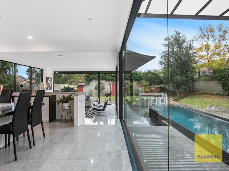 32R Leake Street, Peppermint Grove