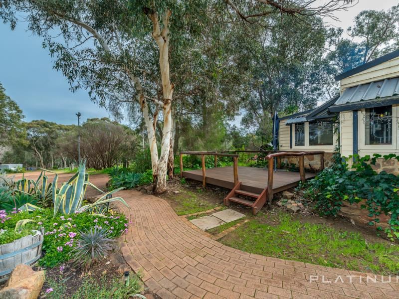 2050 Chittering Road, Lower Chittering