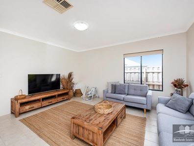 47 Quandong Parkway, Halls Head WA 6210