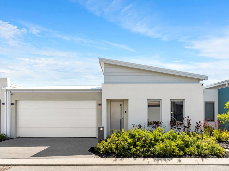 50 Minigwal Loop, Hammond Park WA 6164