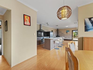 13 Strathallen Street, Baldivis WA 6171