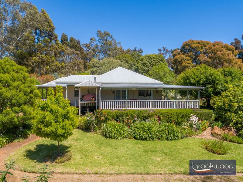 10 Carmichael Court, Chidlow