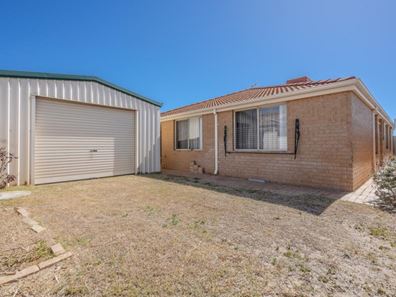 5 Round Hill Drive, Port Kennedy WA 6172