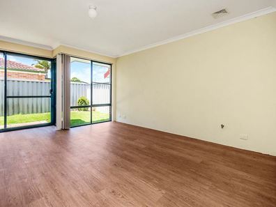 3/54 Gnangara Drive, Waikiki WA 6169