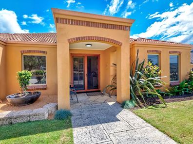 4 Wonil Crescent, Dalyellup WA 6230