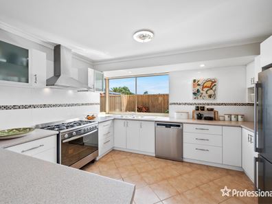 29 Duffy Terrace, Woodvale WA 6026