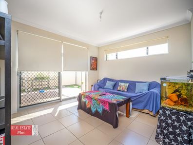 4/4 George Street, Midland WA 6056