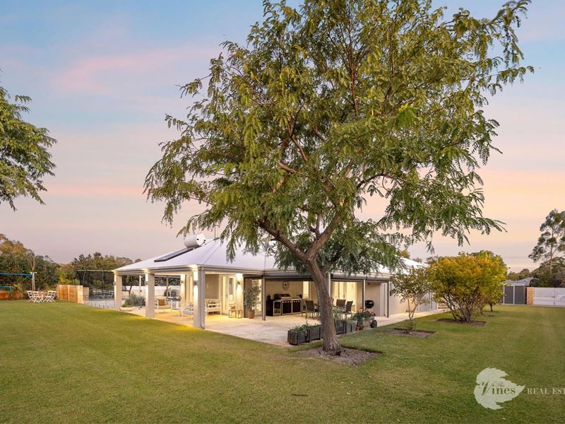 130 Roxburghe Drive, The Vines WA 6069