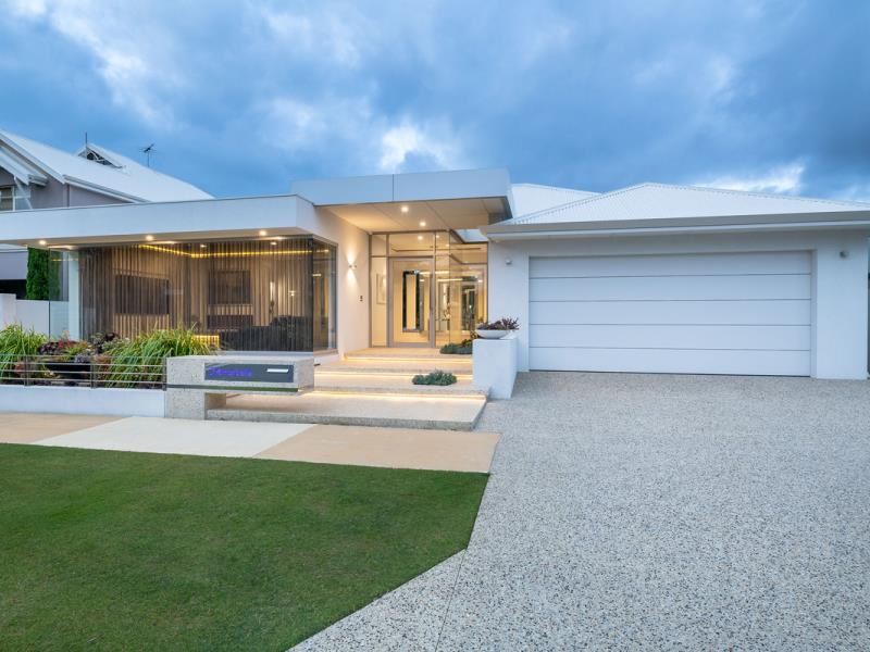 24 Marbella Drive, Hillarys
