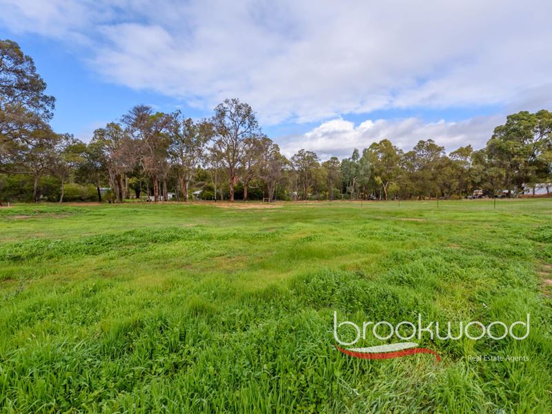 124 Bernard Street, Mount Helena