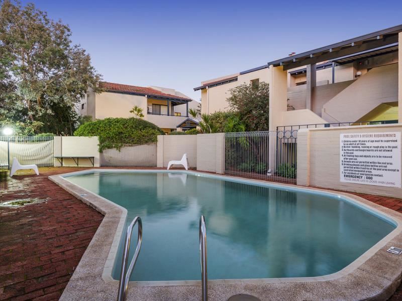 9/4 Manning Terrace, South Perth