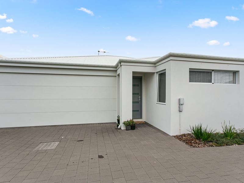 2/26 Hamilton Road, Hamilton Hill WA 6163