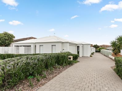 2/26 Hamilton Road, Hamilton Hill WA 6163