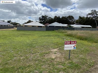 4A Wood Avenue, Waroona WA 6215