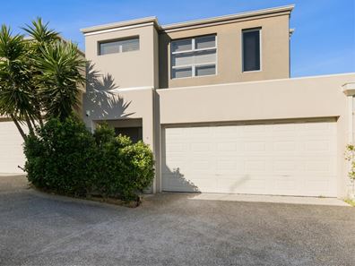 4/4 Rotherfield Road, Westminster WA 6061