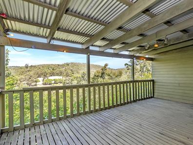 15 Butcher Road, Roleystone WA 6111