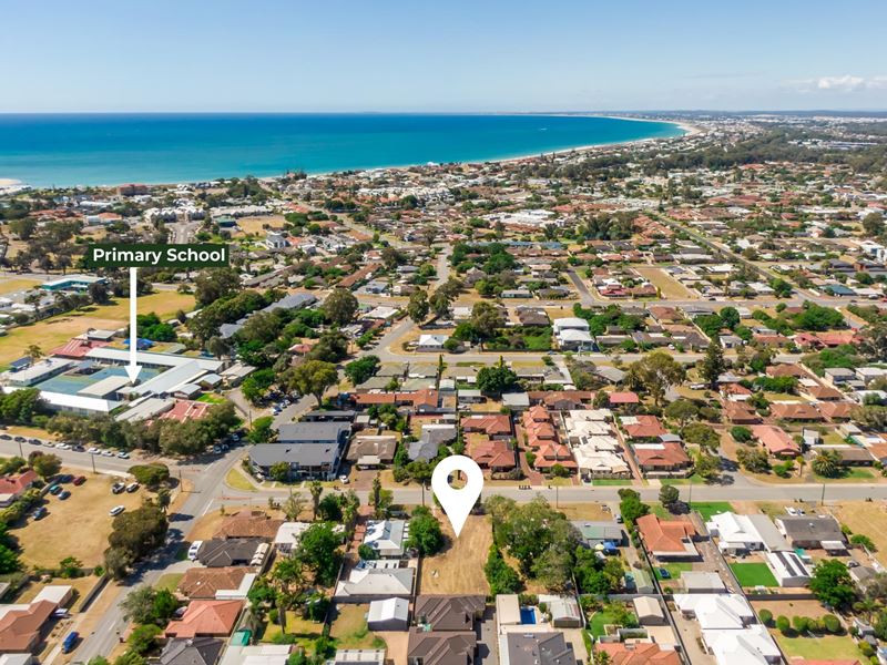 33 Hackett Street, Mandurah