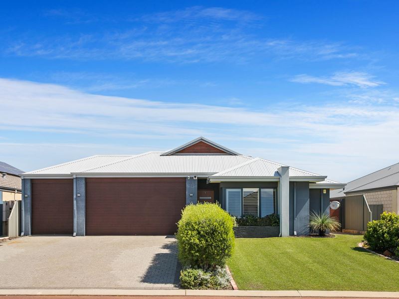 12 Perrone Avenue, Byford