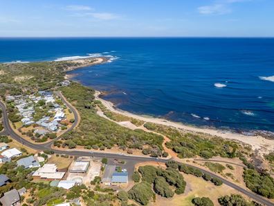 2 Bayview Drive, Gracetown WA 6284