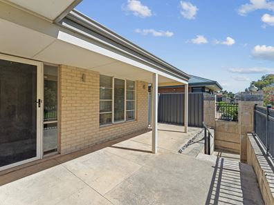 2 Moorei Lane, Baldivis WA 6171