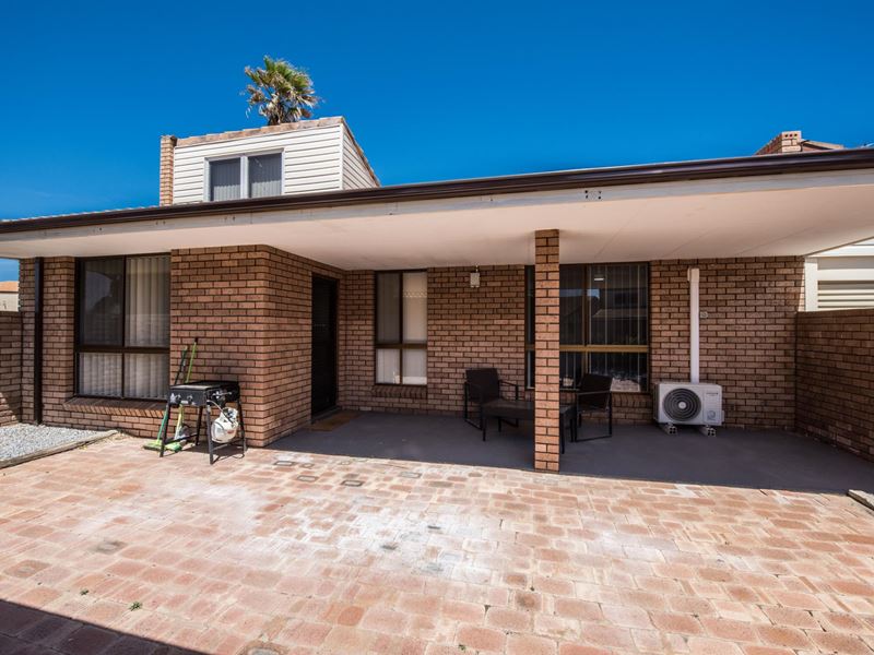 9/3 Sardam Place, Mahomets Flats