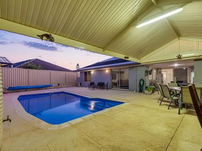 69 Shepperton Drive, Butler WA 6036