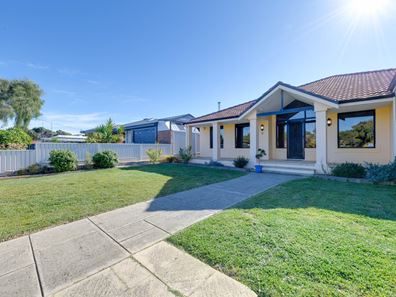 16 Martell Street, Warnbro WA 6169