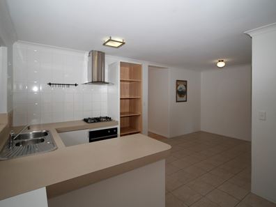 24B Legend Place, Cooloongup WA 6168