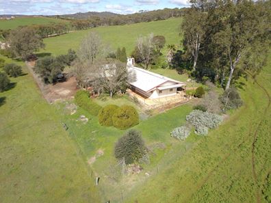 61 Toy Road, Bindoon WA 6502