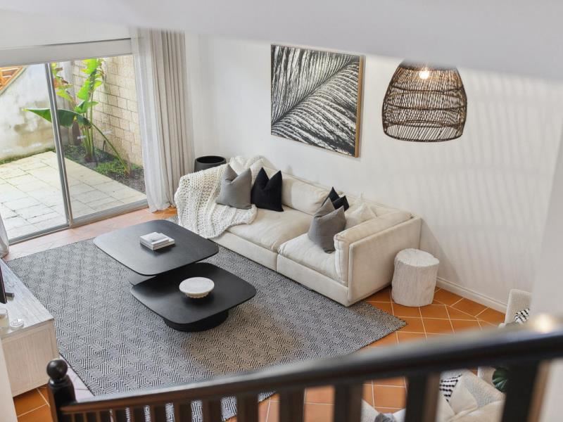 19 Alto Lane, North Perth