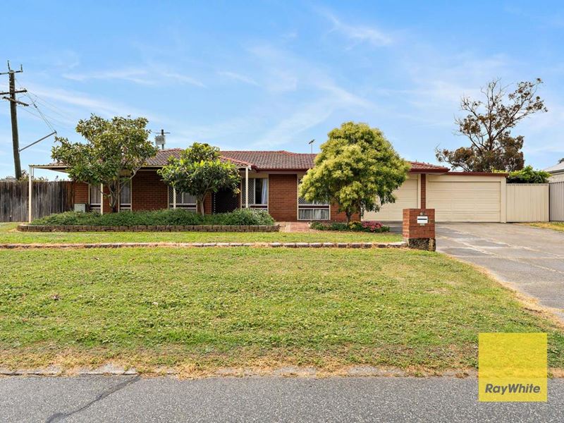 45 Huggins Road, Thornlie