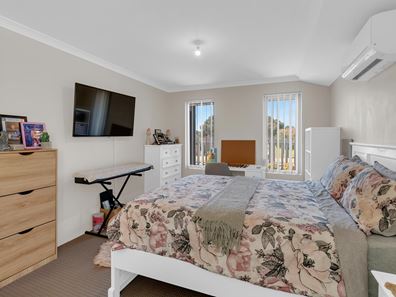 34 Mallina Crescent, Golden Bay WA 6174