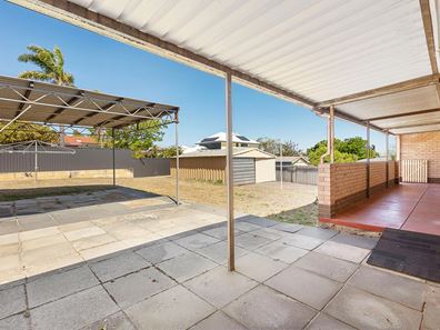 10 Schacht Court, Myaree WA 6154