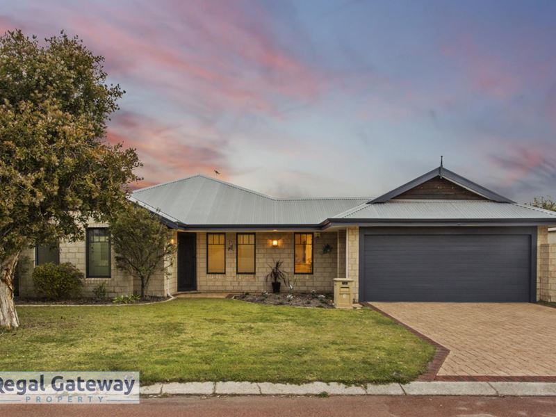 1 Charm Way, Atwell WA 6164