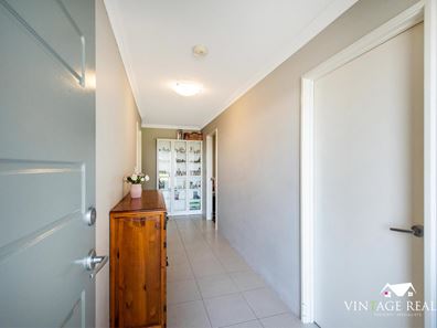 11 Baystone Street, Byford WA 6122