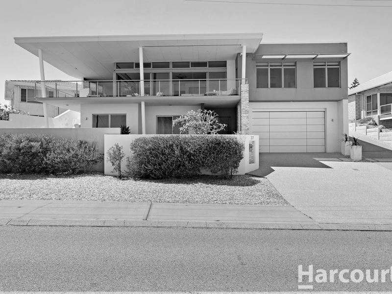 37 Halls Head Parade, Halls Head