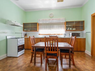 94 Campbell Street, Lamington WA 6430