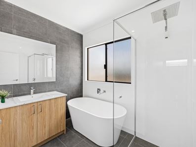 2/11 George Street, Belmont WA 6104