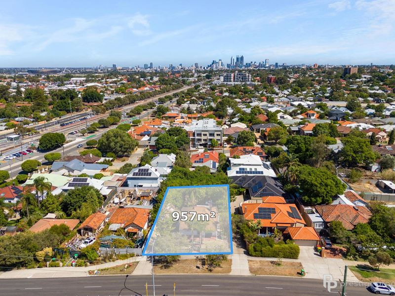 3 Grand Promenade, Bayswater