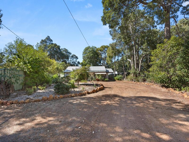 163 Peet Road, Roleystone WA 6111
