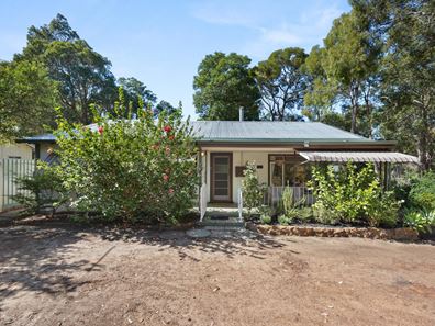 163 Peet Road, Roleystone WA 6111