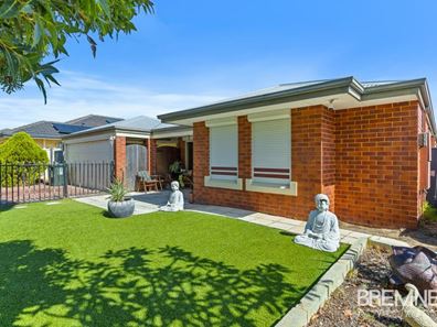 33 Tintagel Loop, Orelia WA 6167