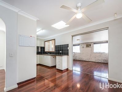 14 Prescott Drive, Gosnells WA 6110