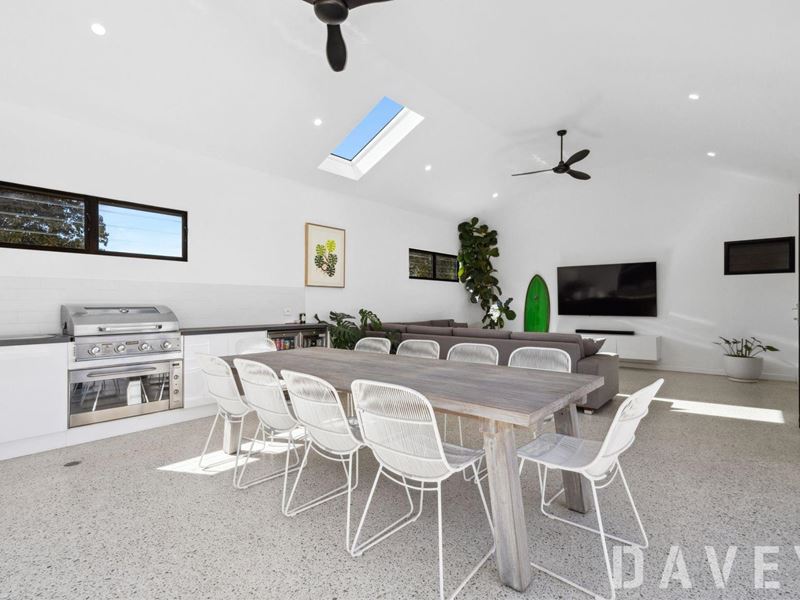3 Young Place, Padbury WA 6025