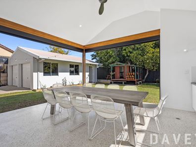 3 Young Place, Padbury WA 6025