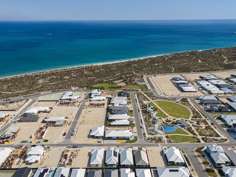 55 Anomia Road, Jindalee WA 6036